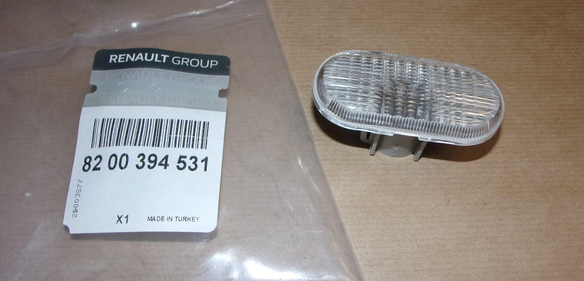 FEU DE CLIGNOTANT DACIA DUSTER,LOGAN 8200394531.