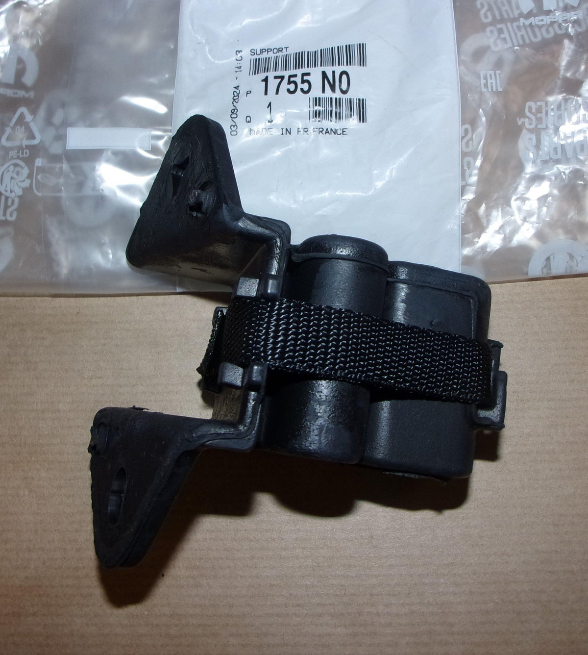 SILENTBLOC DU SILENCIEUX PEUGEOT 2008 1755.N0 1755N0.
