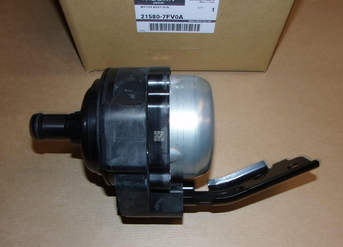 POMPE A EAU RENAULT KOLEOS II 2.0DCI 215807FV0A.