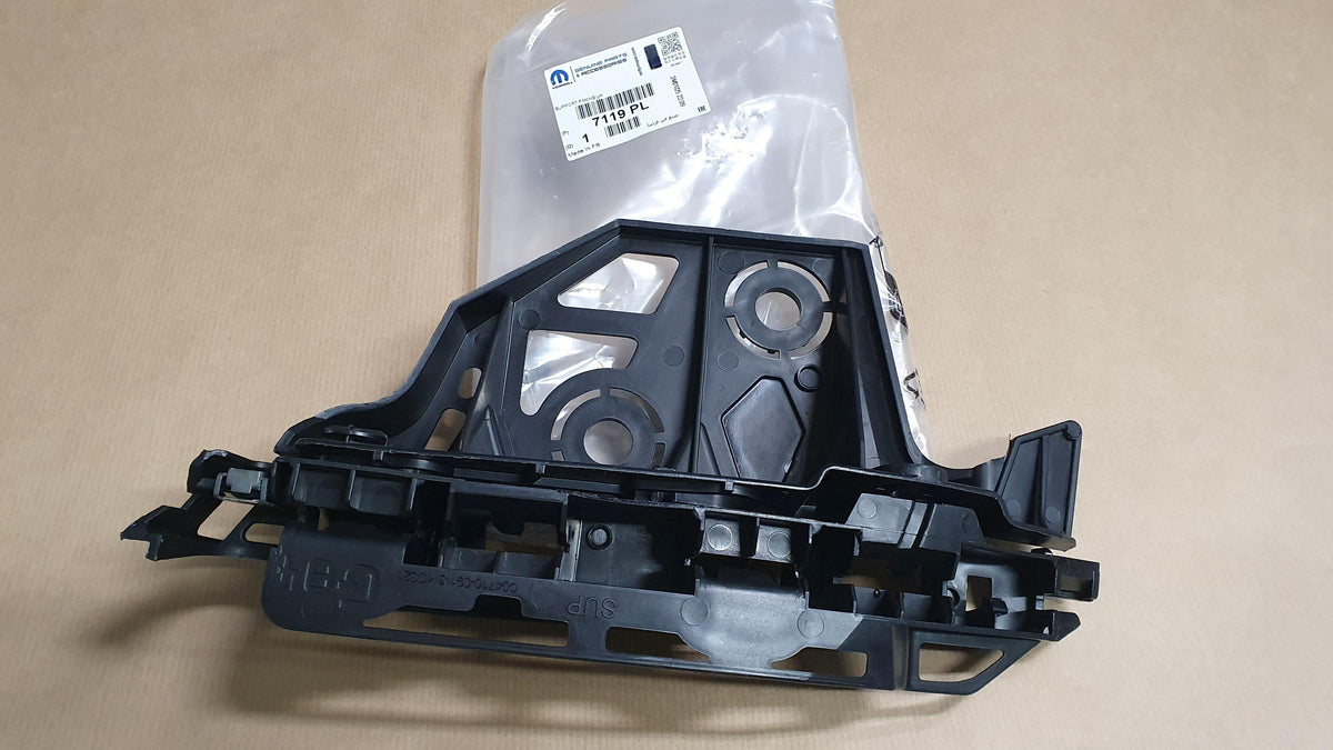 SUPPORT DE GARDE.BOUE PEUGEOT 3008 7119.PL 7119PL.
