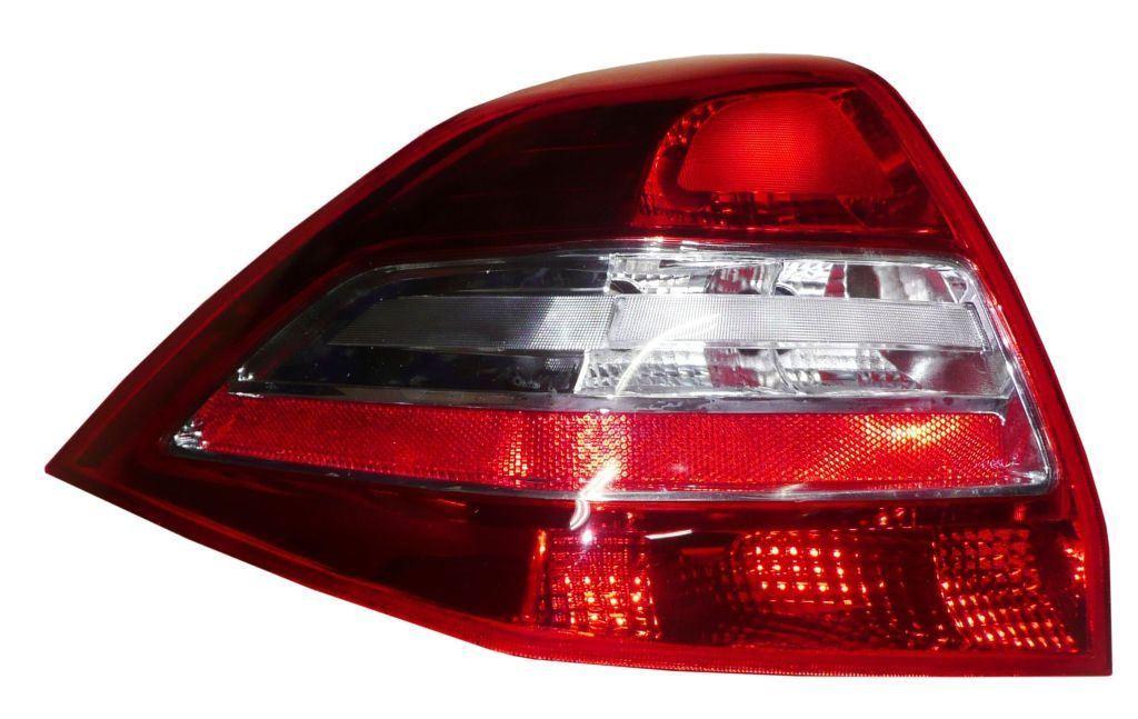 FEU ARRIERE.RENAULT MEGANE II GAUCHE 8200417345.