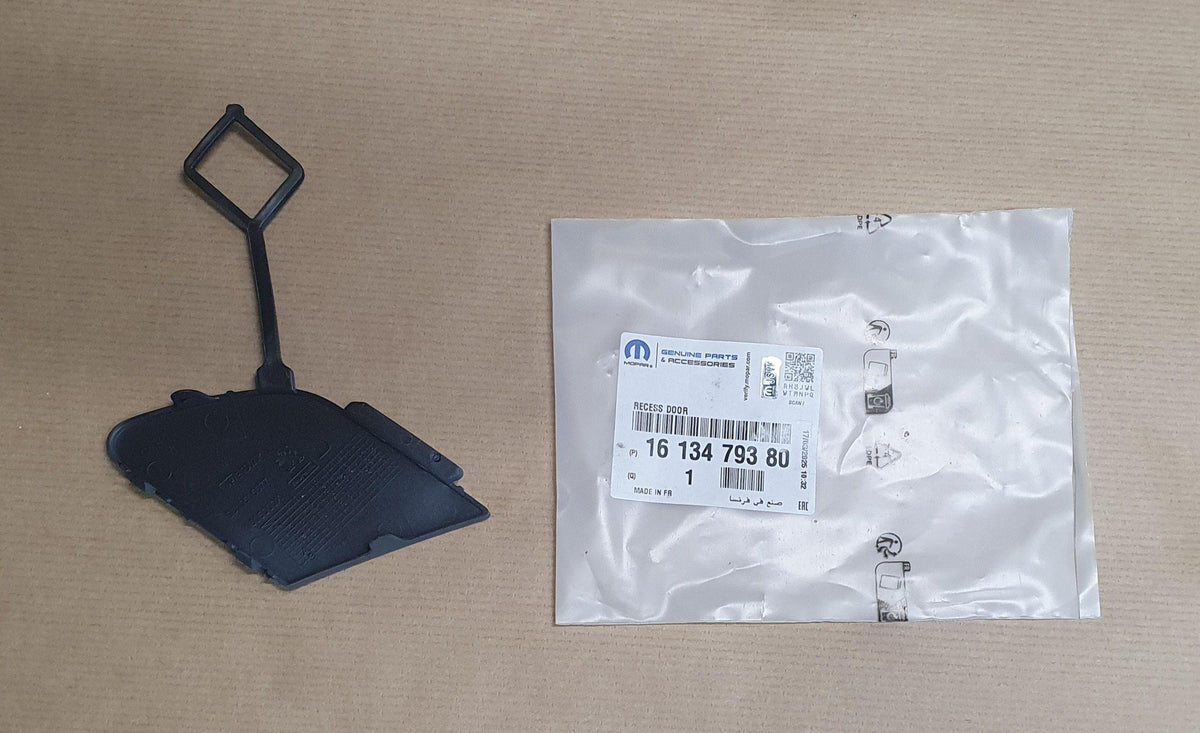 CACHE DE PARE-CHOCS PEUGEOT 208 AVANT 1613479380.