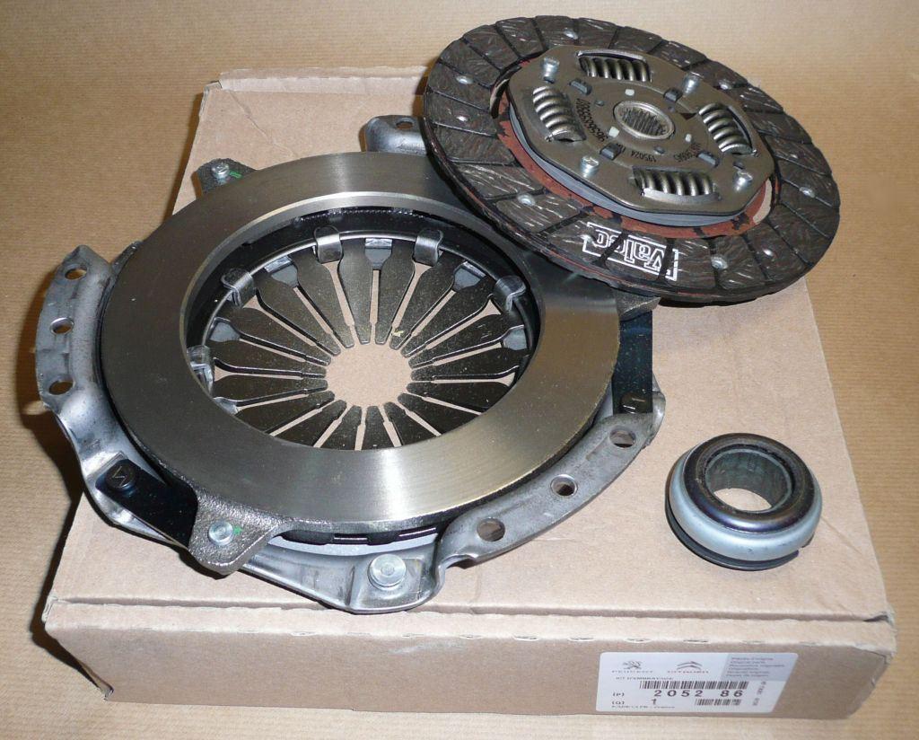 KIT EMBRAYAGES.CITROEN C2,C3,PEUGEOT 207 1.1/1.4HDI 2052.86 205286.