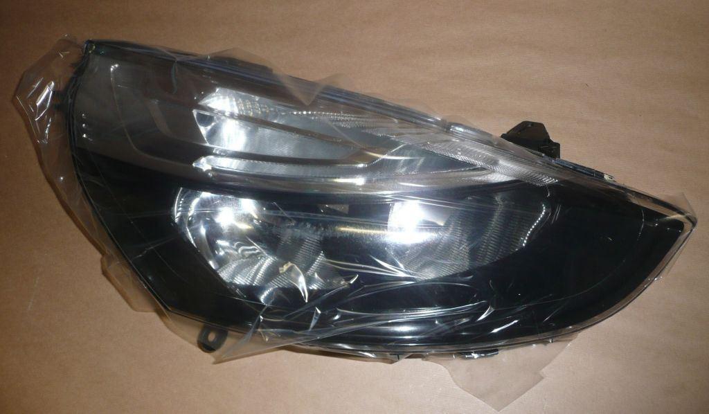 PHARES RENAULT CLIO IV DROIT 260103421R.