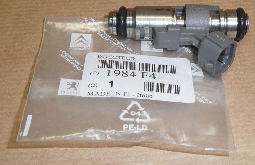 INJECTEUR CITROEN C2,C3 PEUGEOT 206,307 1.4 16V 1984.F4 1984F4.