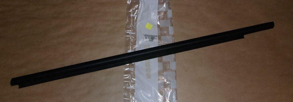 JOINT PORTES CITROEN CITROEN-ELYSEE ARRIERE GAUCHE 9675436980.