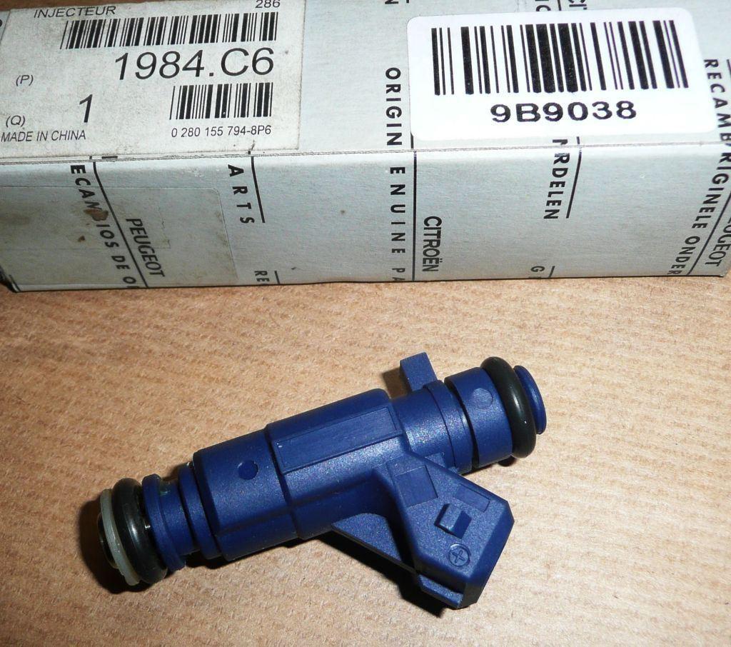 INJECTEUR CITROEN SAXO PEUGEOT 206 1.6 1984.C6 1984C6.