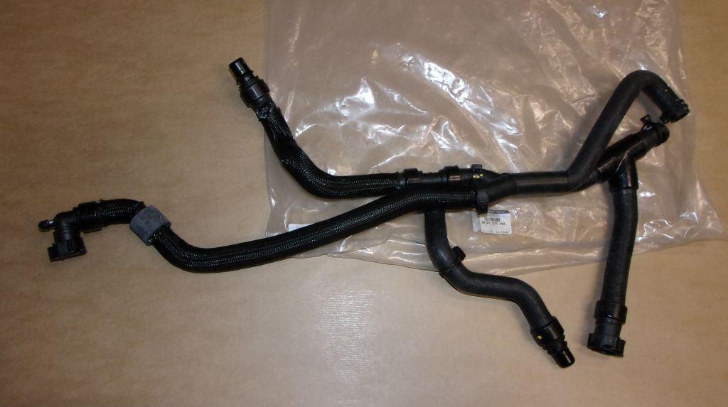 CÂBLE EAU RENAULT CAPTUR, CLIO IV 924107546R.