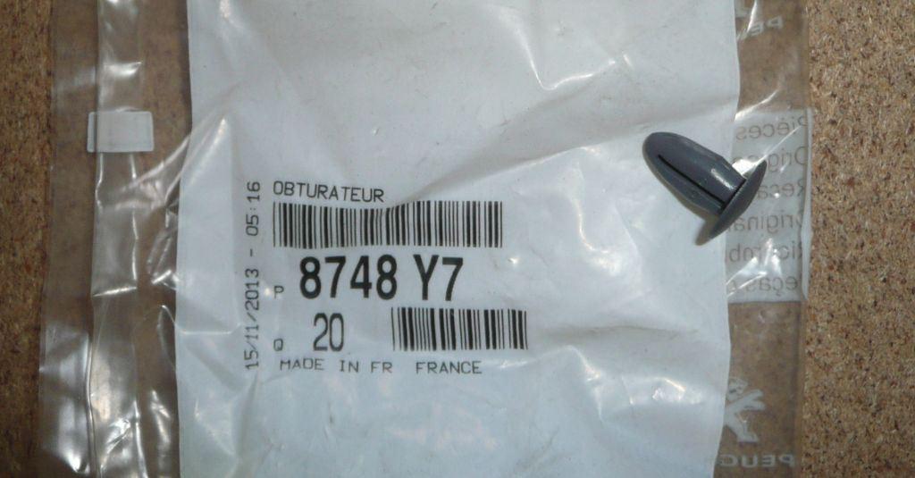 CACHE VOLET ARRIERE CITROEN XSARA PICASSO 8748.Y7 8748Y7.