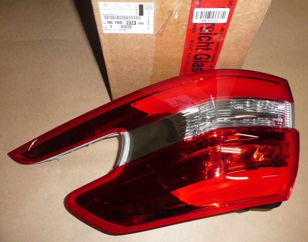 FEU ARRIERE PEUGEOT 308 DROITE 9678093880.
