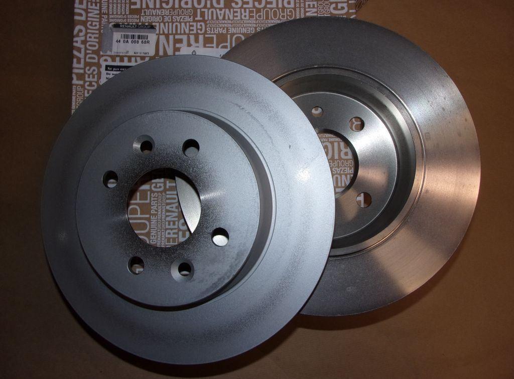 DISQUE DE FREIN.RENAULT CLIO V ARRIERE 440A00868R.