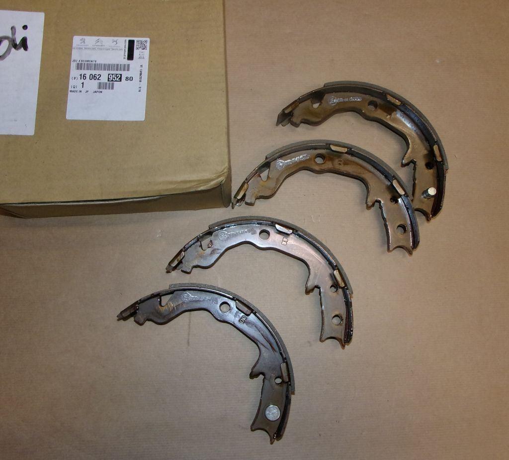 ÉTRIER DE FREIN.PEUGEOT 4007,4008 ARRIERE 1606295280.