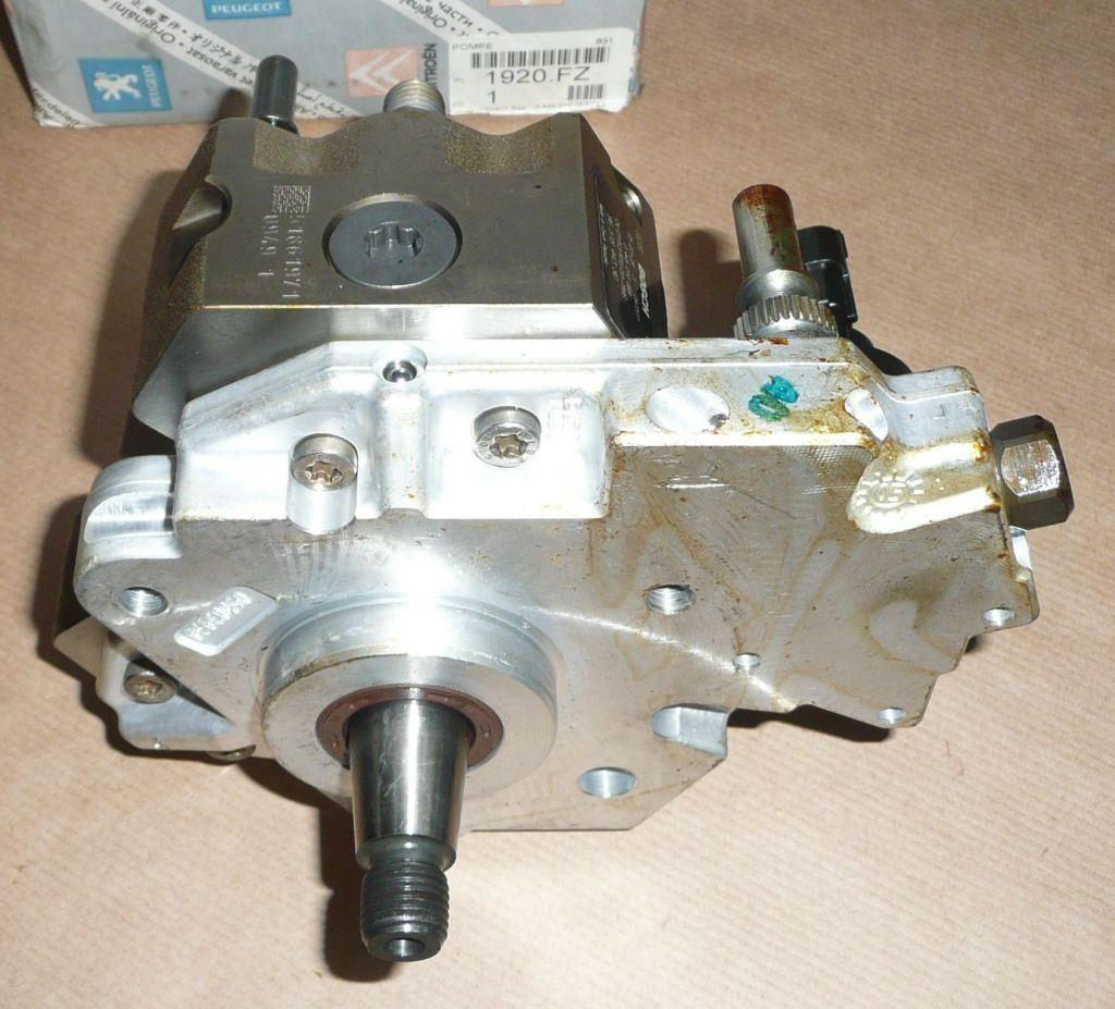 POMPE D'INJECTION PEUGEOT 407,307 1.6HDI 1920.FZ 1920FZ.