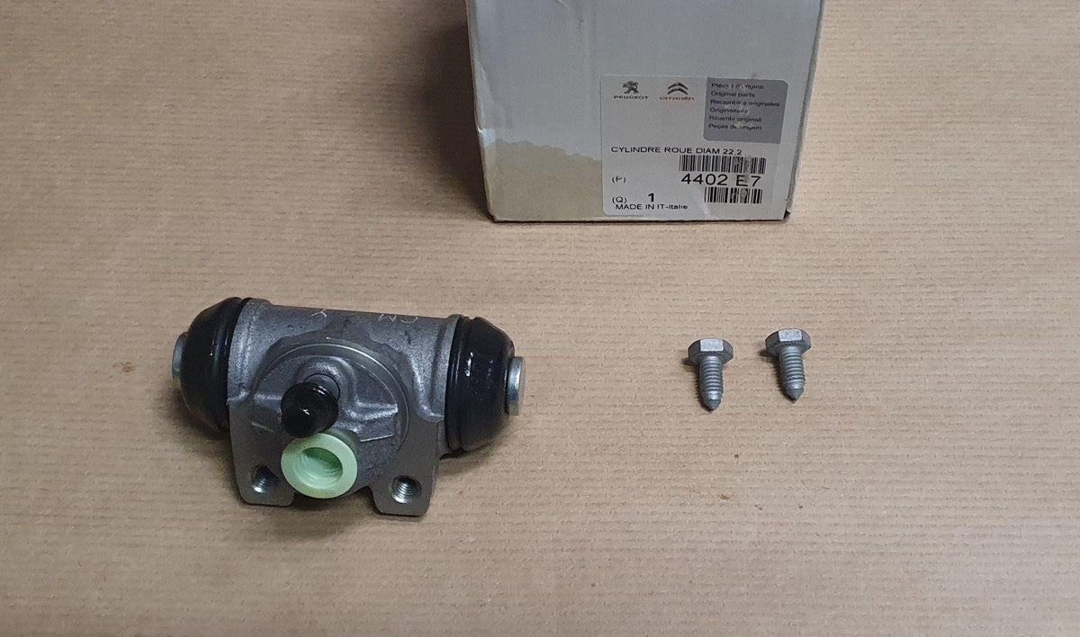 PISTON DE FREIN PEUGEOT PARTNER ARRIERE 4402.E7 4402E7.