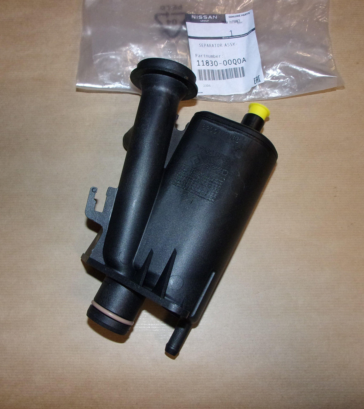 RENIFLARD D'HUILE RENAULT LAGUNA I,II 1.9DCI 1183000Q0A.
