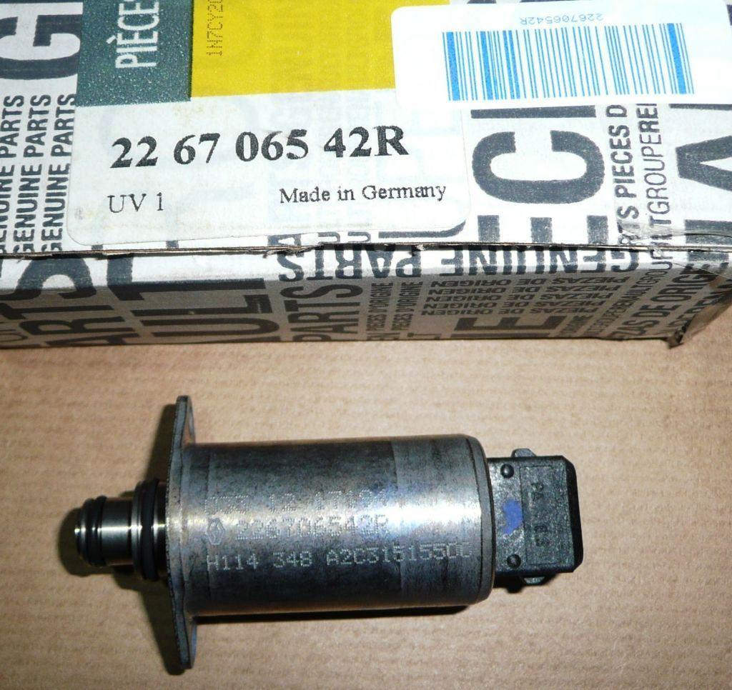 POMPE A CARBURANT RENAULT LAGUNA II 2.0 IDE 226706542R.