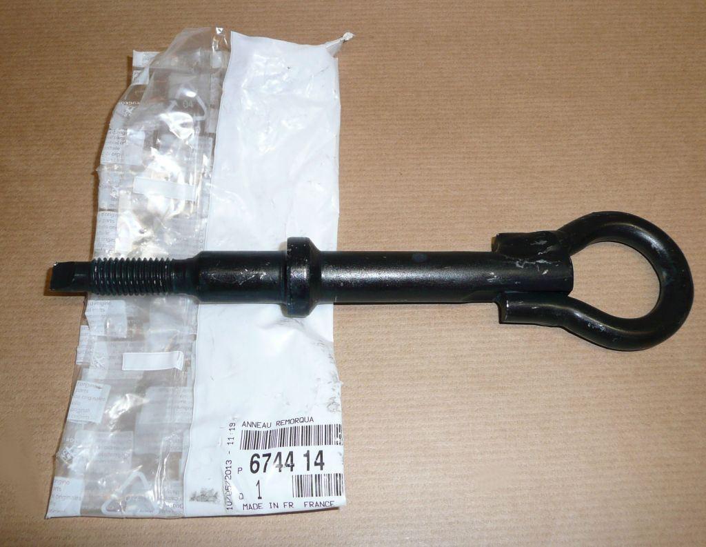 POIGNÉE DE REMORQUAGE CITROEN C2,C3,C5 PEUGEOT 206,3 6744.14 674414.