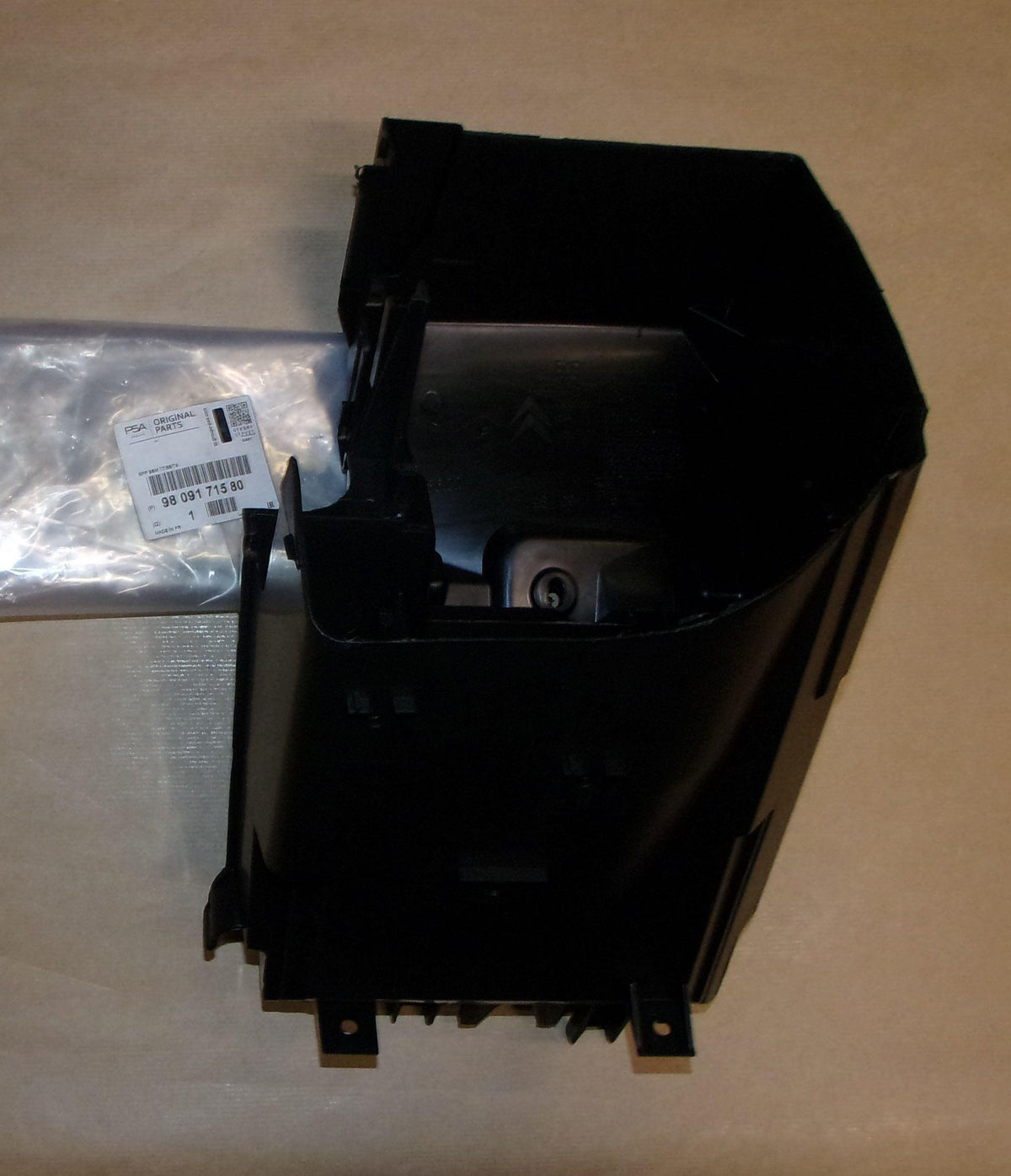 COUVERCLE DES FUSIBLES CITROEN C4 II 9809171580.