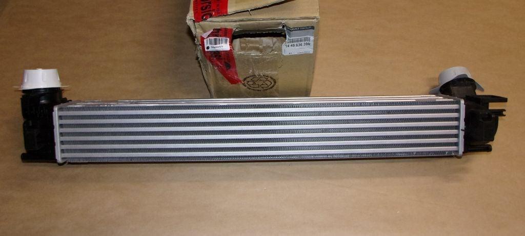 RADIATEUR D'AIR RENAULT MEGANE III 144963639R.