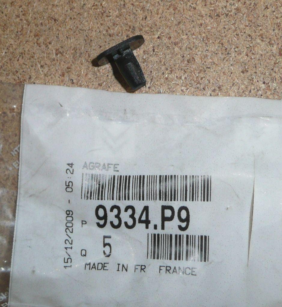 AGRAFFE VITRE CITROEN C4 PICASSO 9334.P9 9334P9.