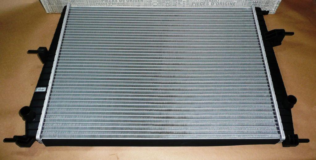 RADIATEUR D'EAU RENAULT FLUENCE 1.6 16V 214100067R.