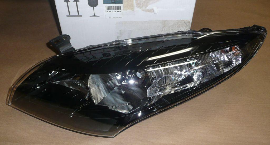 PHARES RENAULT MEGANE III GAUCHE 260602545R.