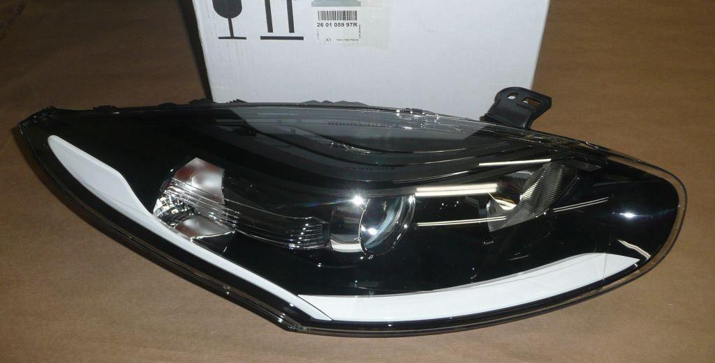 PHARES RENAULT MEGANE III DROIT 260105997R.