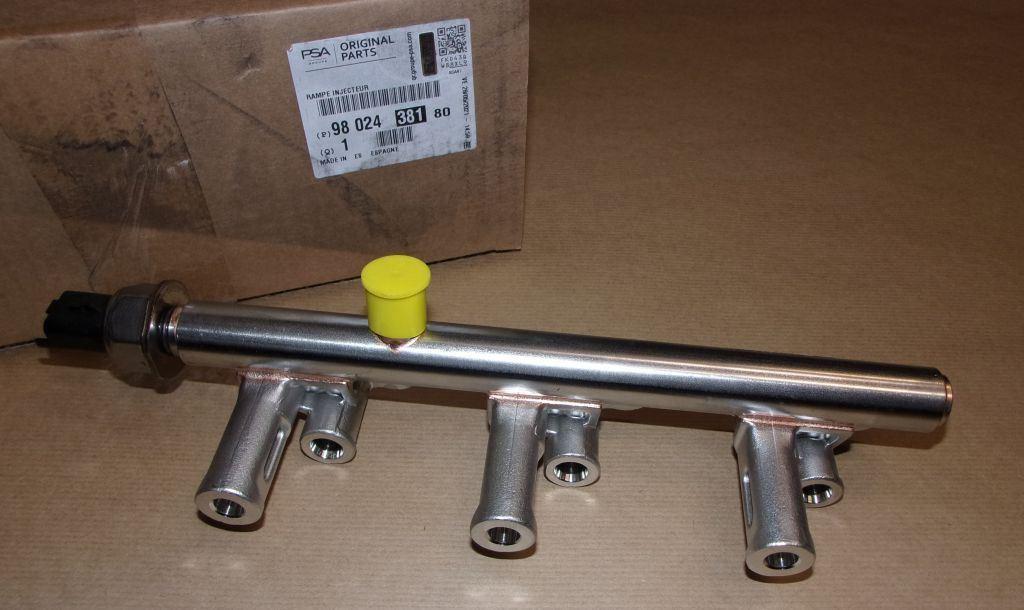RAMPE INJECTION CITROEN C4 II,PEUGEOT 3008 II 1.2THP 9802438180.