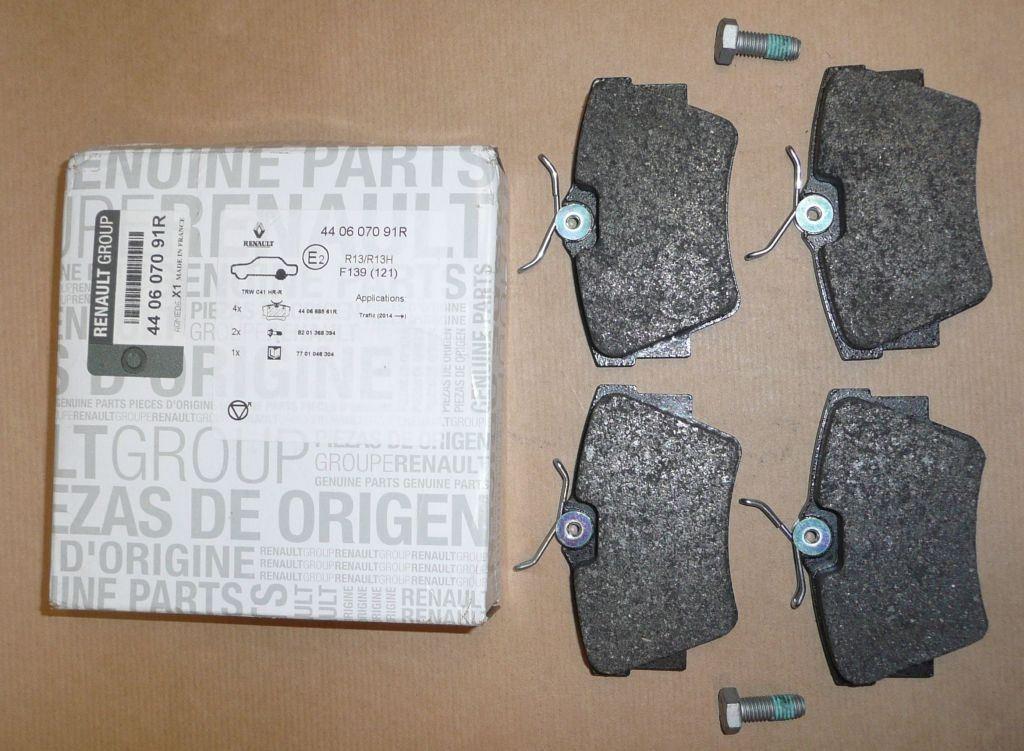 PLAQUETTE DE FREIN.RENAULT TRAFIC III 14> 1.6D 440607091R.