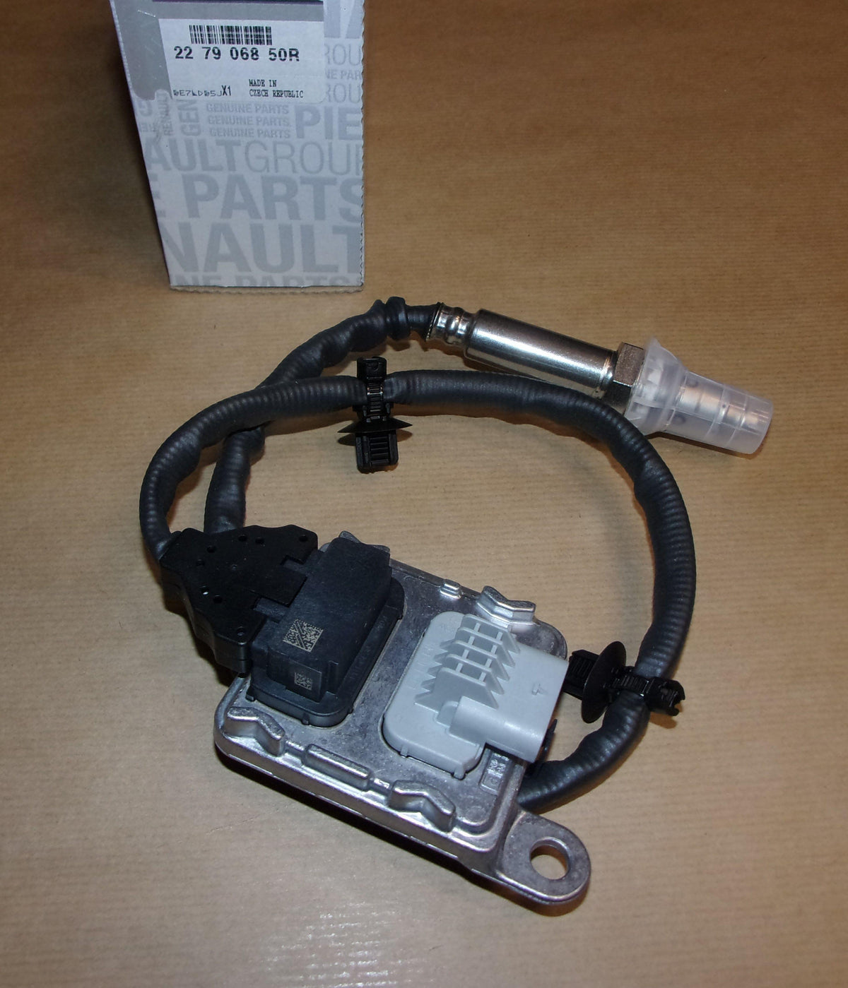 CAPTEUR NOX RENAULT MEGANE IV 2.0BLUE DCI 227906850R.