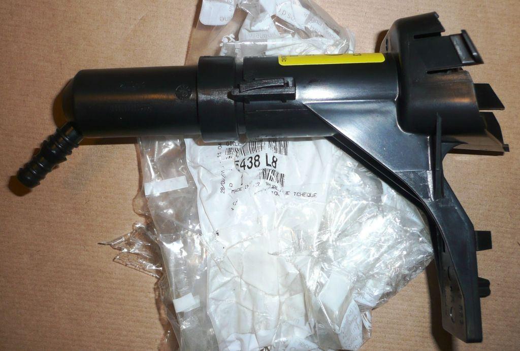 PULVÉRISATEUR DE PHARES PEUGEOT 407 6438.L8 6438L8.