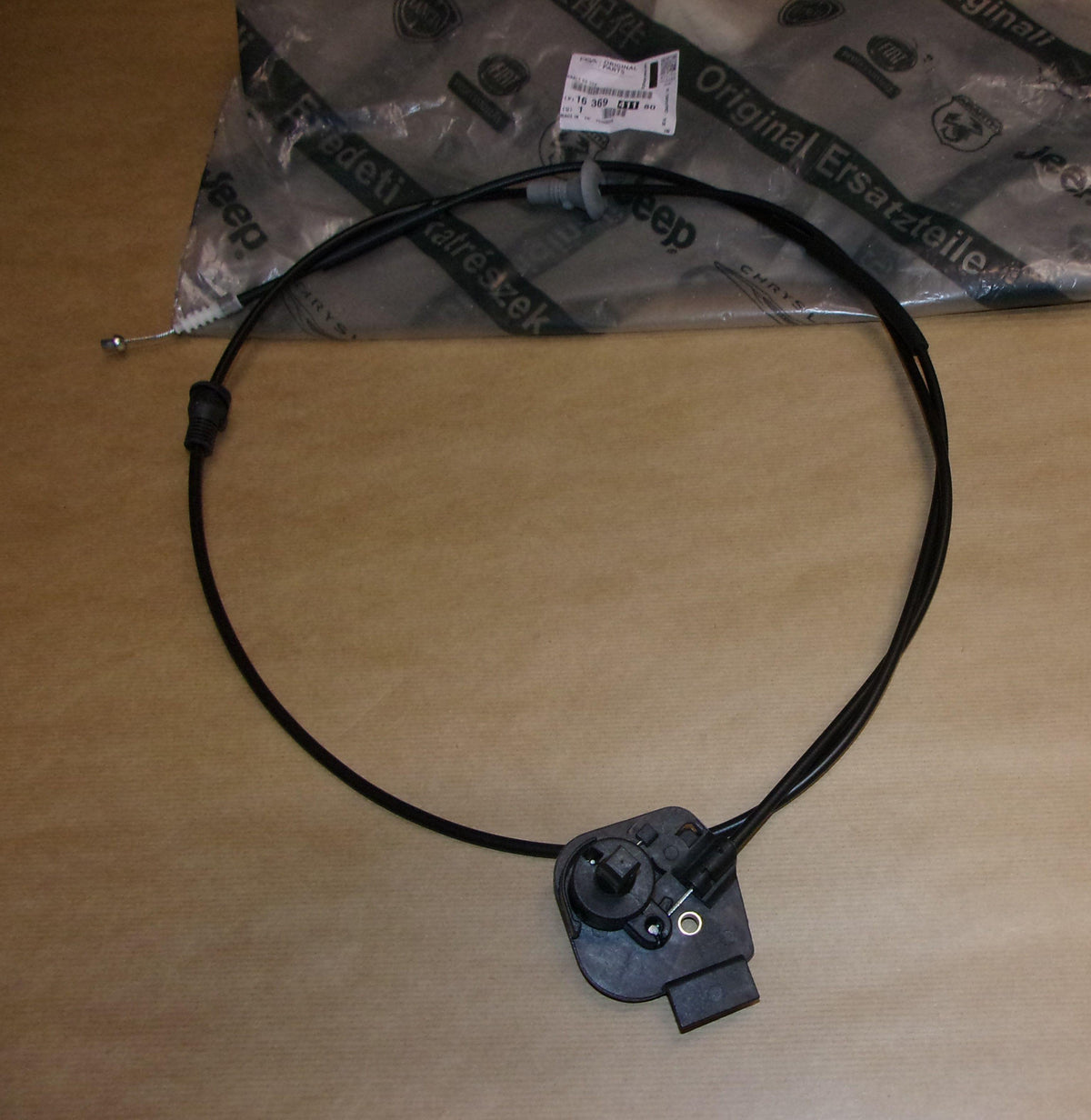 CABLE DE CAPOT CITROEN NEMO,PEUGEOT BIPPER 1636941180.