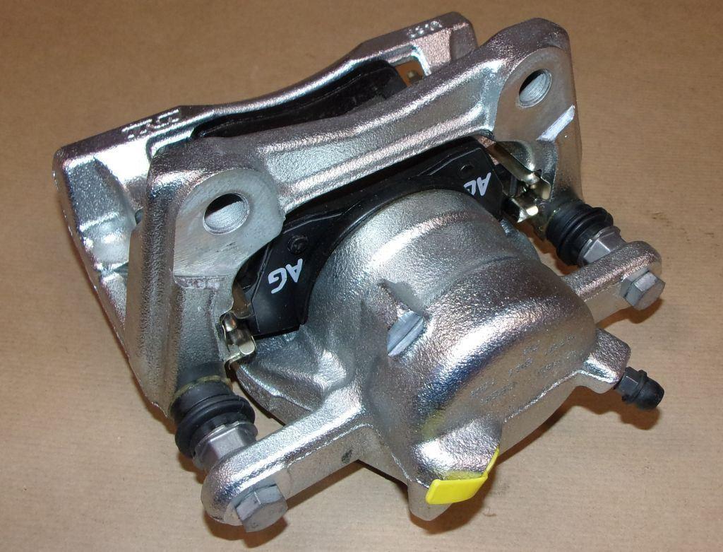 ETRIER DE FREIN.+PLAQUETTES RENAULT MEGANE IV 410115203R.