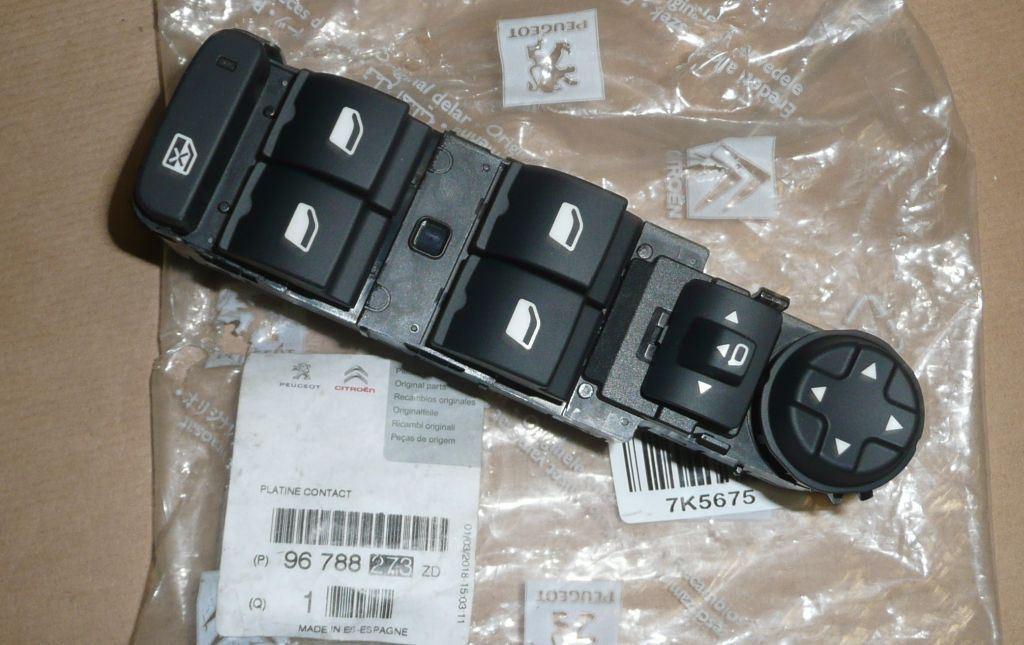 BOUTON LEVE-VITRE CITROEN C4 PICASSO II 96788273ZD.