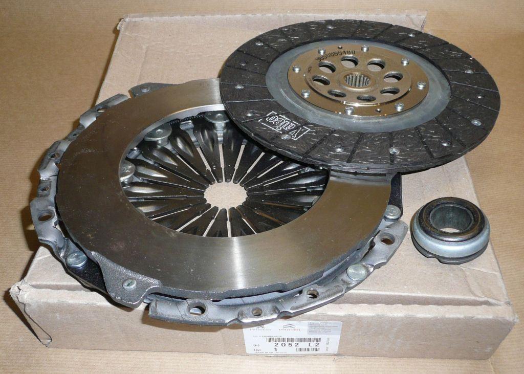 KIT EMBRAYAGES.CITROEN C3,C5,PEUGEOT 206,307 1.6HDI 2052.L2 2052L2.