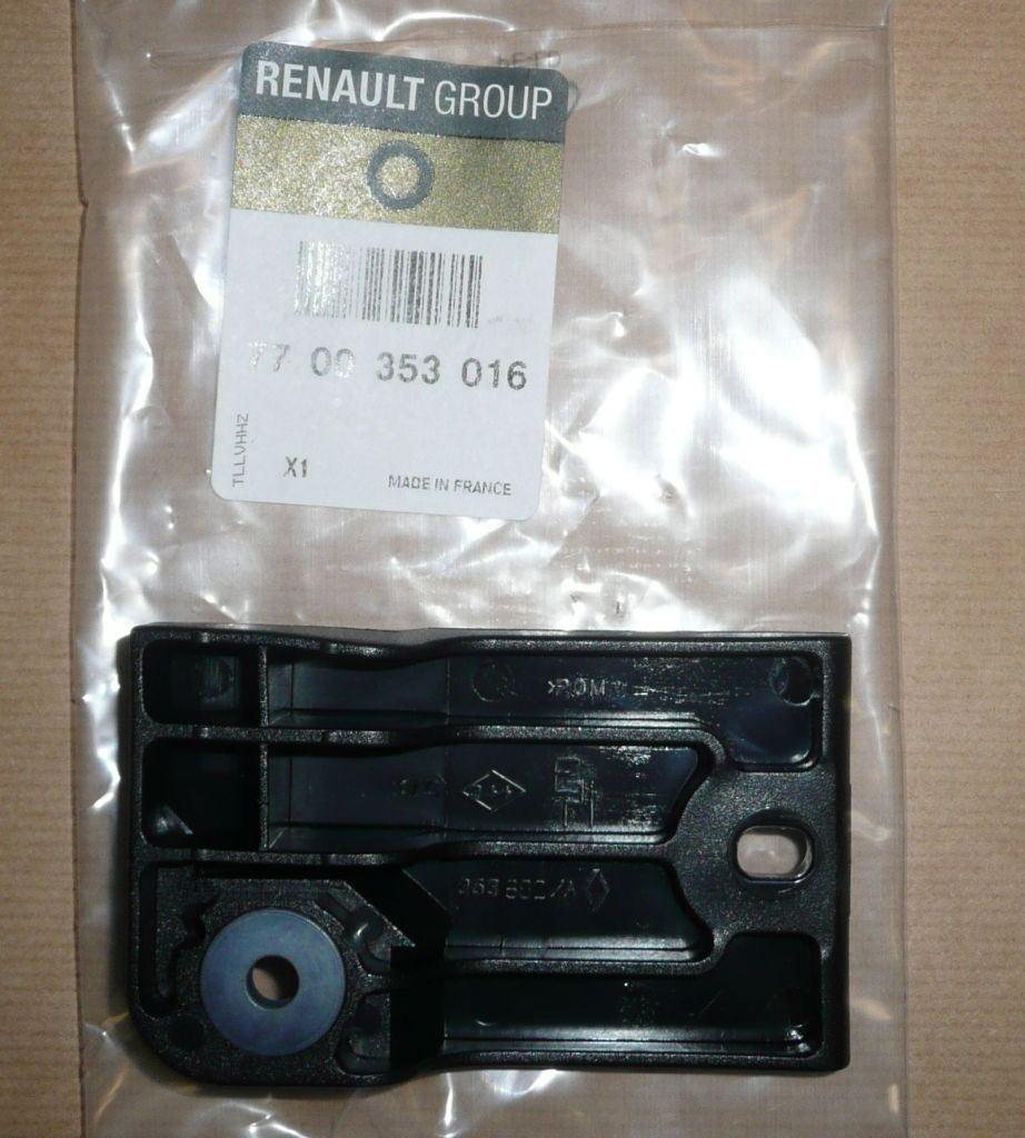 PATIN -INF- SUR RENAULT MASTER II GAUCHE 7700353016.