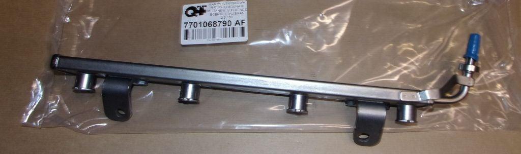 RAMPE INJECTION RENAULT LAGUNA III 2.0 16V 7701068790.
