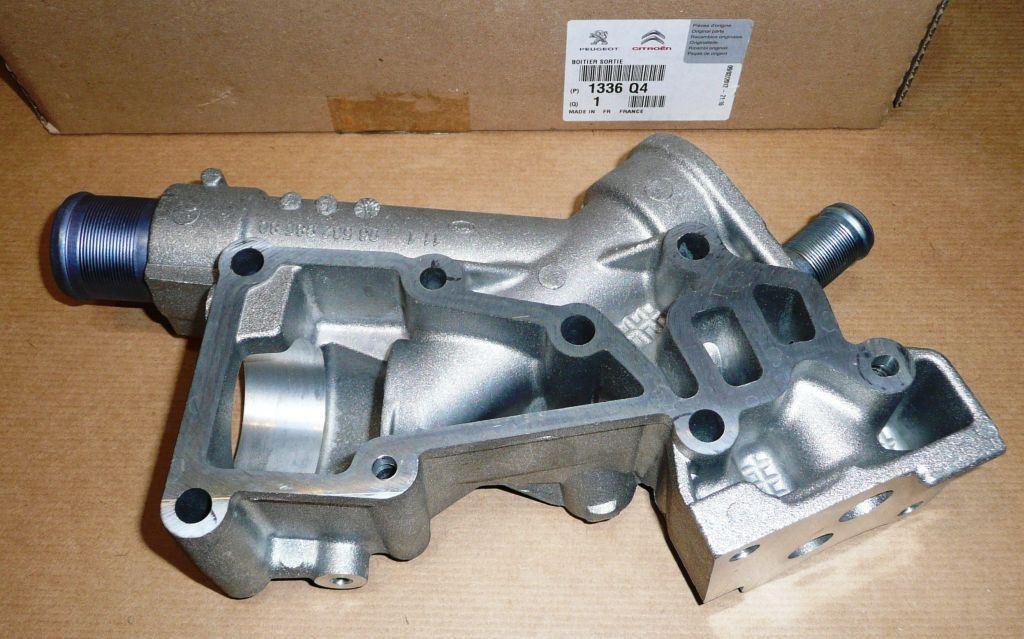 COUVERCLE DE THERMOSTAT CITROEN C4,C5 PEUGEOT 206 2..