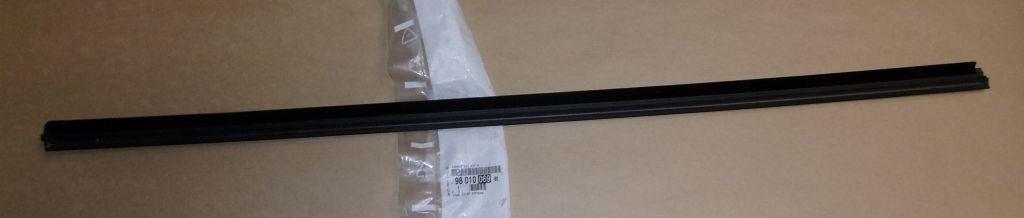 JOINT VITRE CITROEN C4 CACTUS GAUCHE AVANT 9801006980.