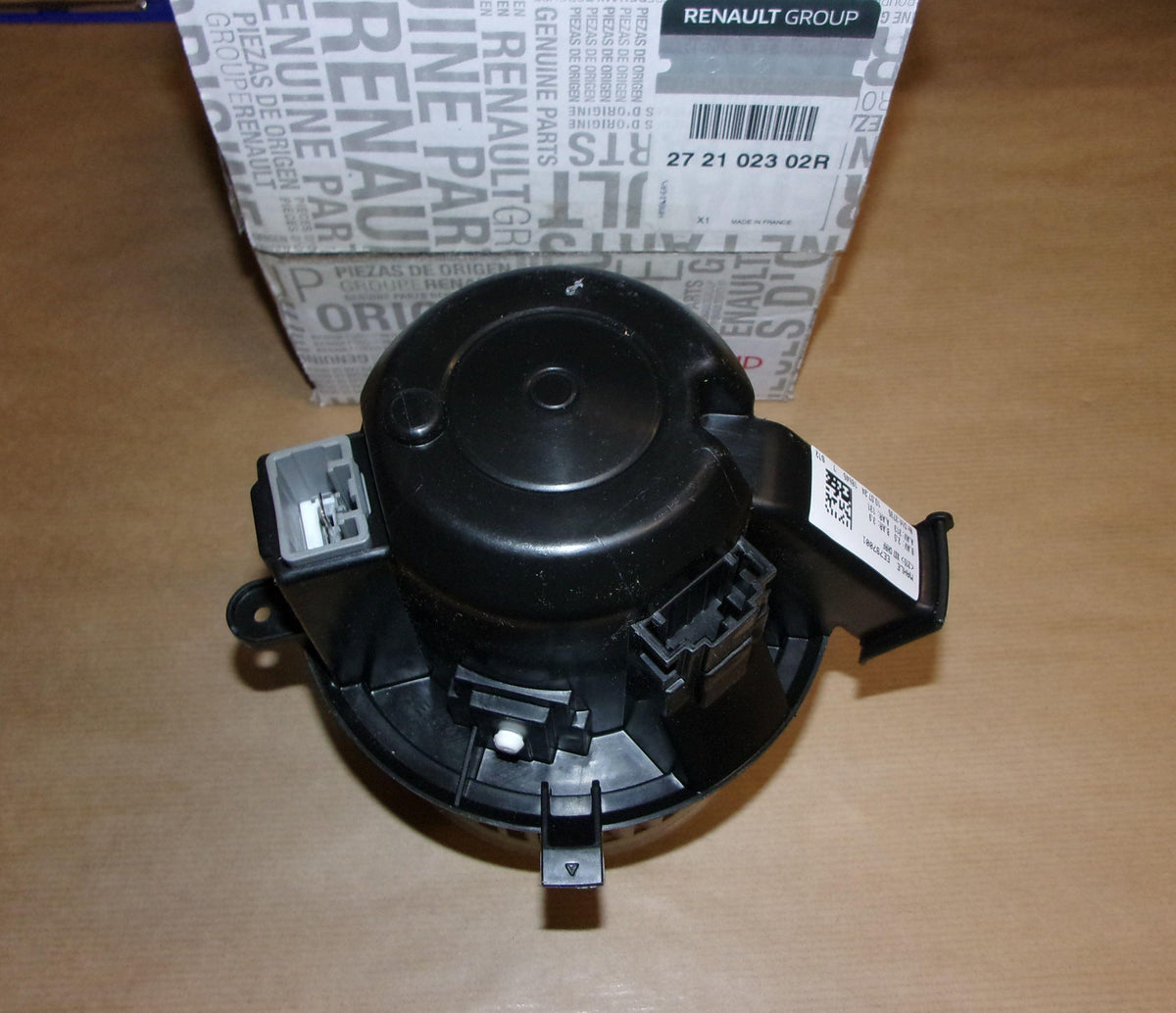 VENTILATEUR DE CHAUFFAGE.RENAULT TWINGO III 272102302R.