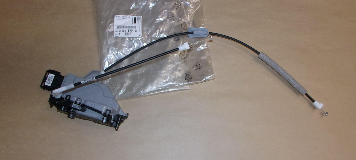 SERRURE DE PORTE PEUGEOT 308 ARRIERE GAUCHE 9800617580.