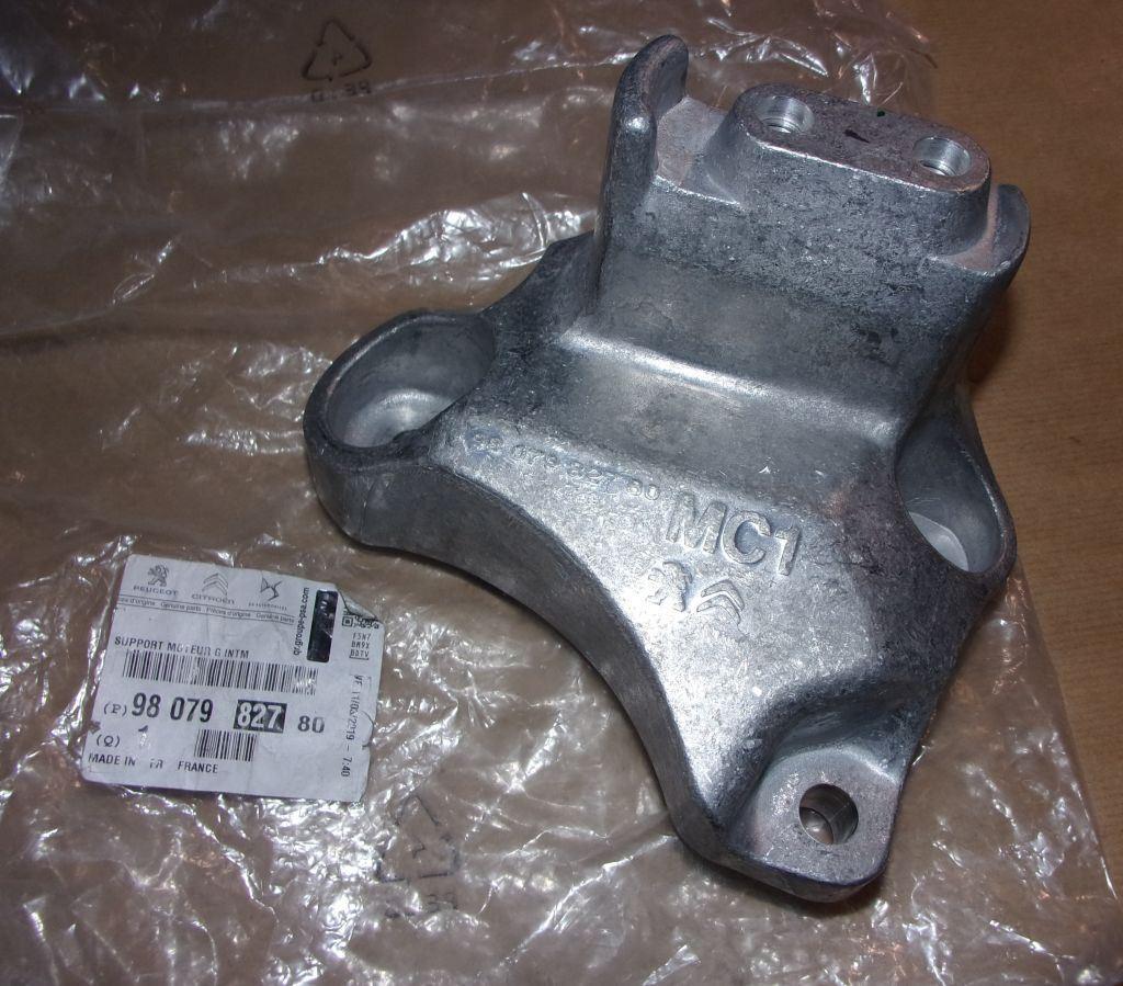 SUPPORT DE BOITE DE VITESSE VITESSE.CITROEN C4 9807982780.