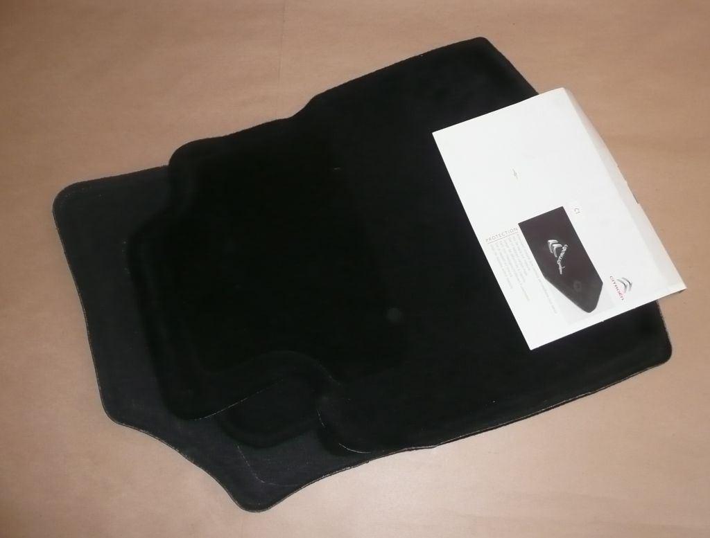 TAPIS EN VELOUR CITROEN C1 II 1610825380.