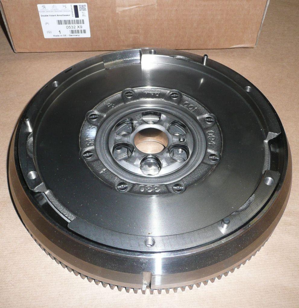 VOLANT MOTEUR BI.MASSE CITROEN BERLINGO,C2,C3 0532.X9 0532X9.