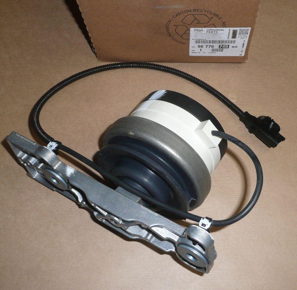 SUPPORT MOTEUR CITROEN C5 III,P508 2.2HDI 9677674580.