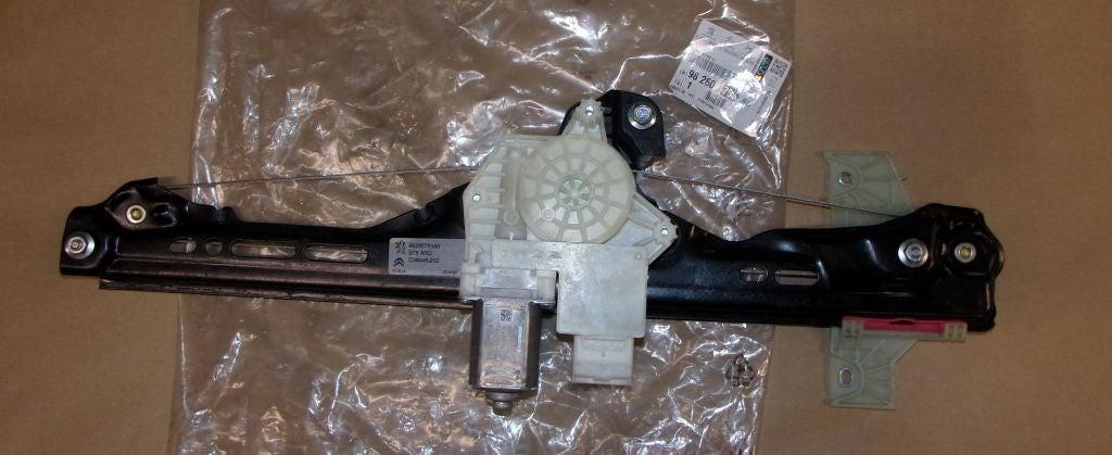 LEVE-VITRE ÉLECTRIQUE.CITROEN C4 PIC. II ARRIERE 9826076580.