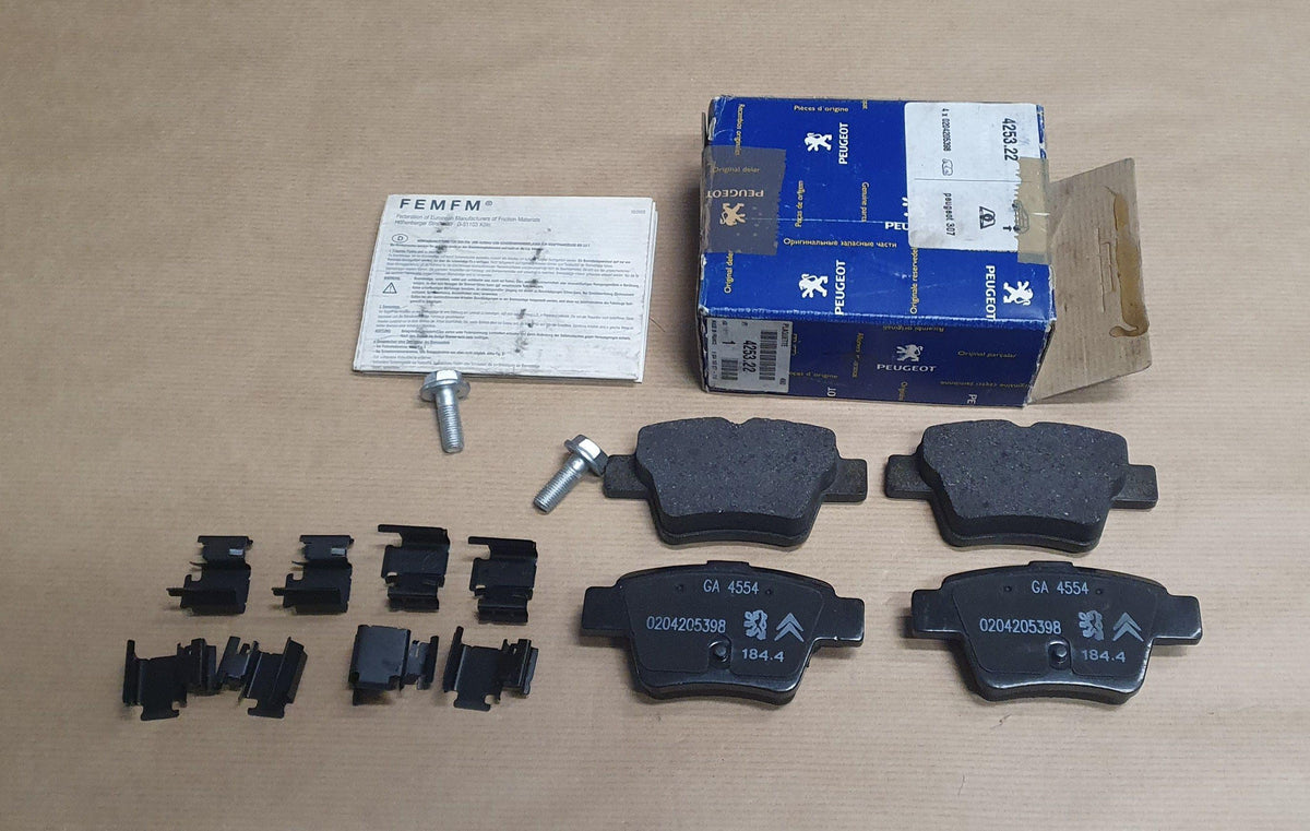 PLAQUETTE DE FREIN.CITROEN C4,P207,307 ARRIERE 4253.22 425322.