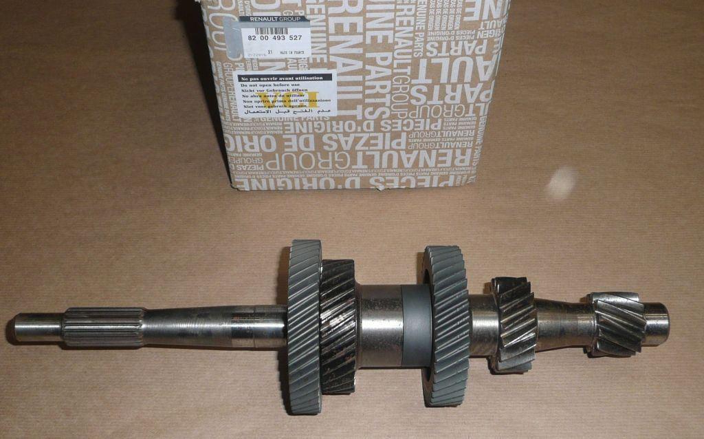 ARBRE PRIMAIRE RENAULT MASTER II 8200493527.