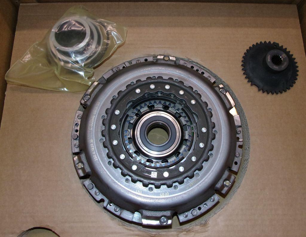 KIT EMBRAYAGES.RENAULT CAPTUR,CLIO IV 1.5DCI E 302054315R.
