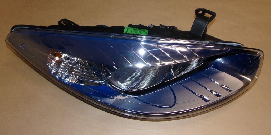 PHARES RENAULT FLUENCE DROIT CHROM 260105585R.